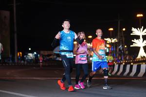 BIB: 43844, 45214, 42998
                            <button type="button" onclick="openModal(21239299)" class="btn btn-primary btn-sm float-right btn-popup" data-toggle="modal" data-target=".modal-high-quality">
                        <i class="fas fa-shopping-cart"></i> Add to Cart
                    </button>
                                            <button type="button" onclick="isThisMe(21239299, true)" class="btn btn-success btn-sm float-right btn-popup btn-isme hidden" data-toggle="tooltip" data-placement="bottom" title="นี่คือรูปของคุณใช่ไหม คลิกที่นี่เพื่อเอาเข้าอัลบั้ม">
                        <i class="fas fa-plus"></i> Add to album
                    </button>
                    <button type="button" onclick="isThisMe(21239299, false)" class="btn btn-warning btn-sm float-right btn-popup btn-isnotme hidden">
                        <i class="fas fa-ban"></i> Remove from album
                    </button>